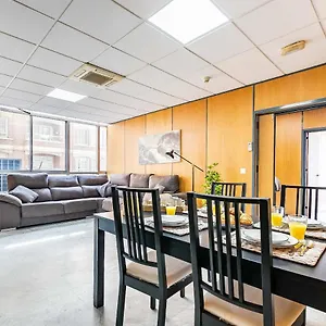 https://homeabroad-apartments-soho-malaga.1costadelsol.com