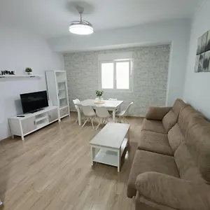 Piso Avenida Junto A La Playa Cádiz