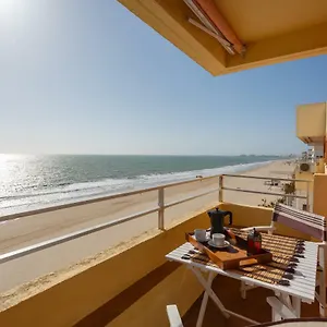 https://altamar-sunny-home.hotelsincadiz.net